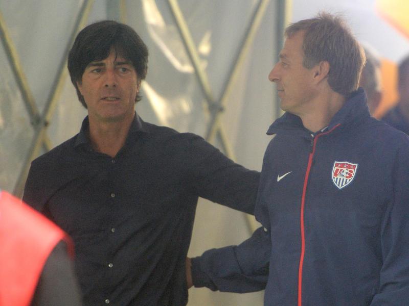 Joachim Löw und Jürgen Klinsmann wollen gemeinsam auf das anstehende Freundschaftsspiel einstimmen