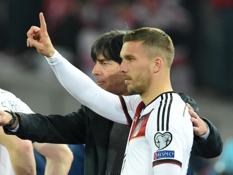 Joachim Löw will mit Lukas Podolski planen, sofern der Angreifer Spielpraxis bekommt