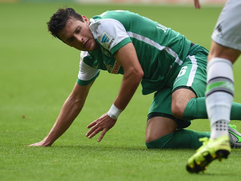 Werder Bremen muss auf den erkrankten Zlatko Junuzovic verzichten Werder Bremen muss auf den erkrankten Zlatko Junuzovic verzichten