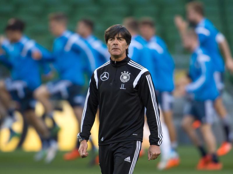 Bundestrainer Joachim Löw fordert eine bessere Chancenverwertung