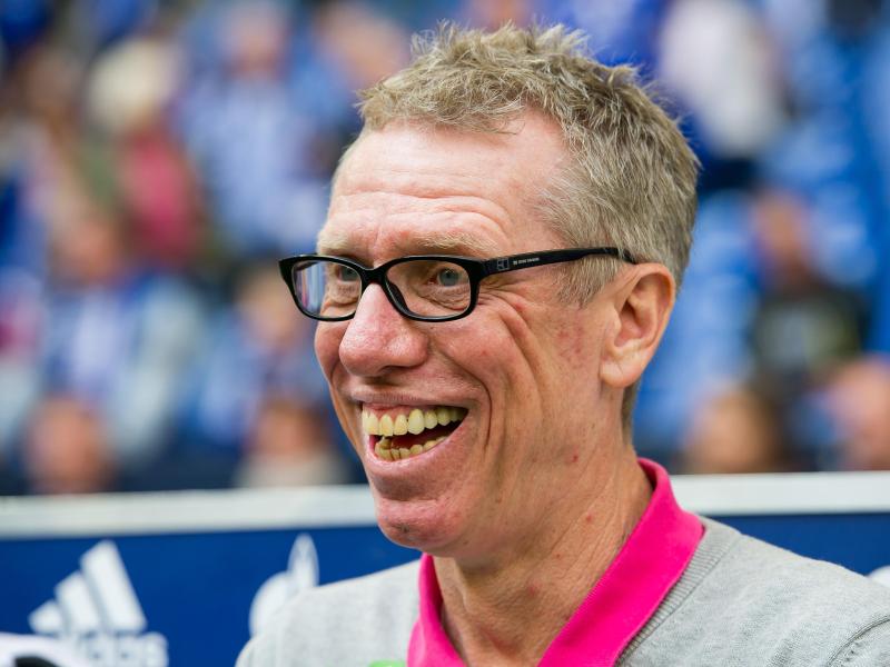 Trainer Peter Stöger will mit dem 1. FC Köln weiter ungeschlagen bleiben