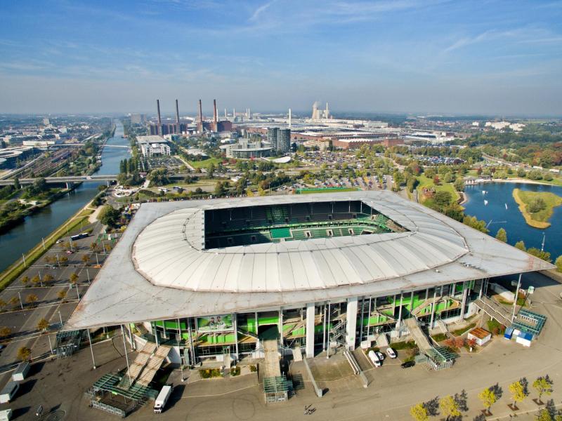 Außerhalb der Volkswagen-Arena kam es zu einer Prügelei