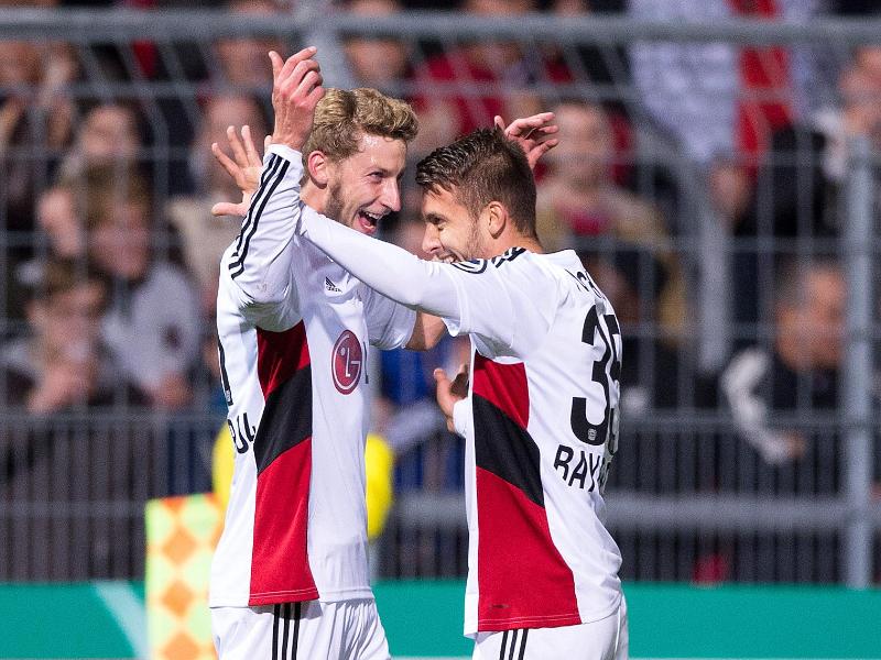 Bayer Leverkusen ist im DFB-Pokal problemlos ins Achtelfinale eingezogen