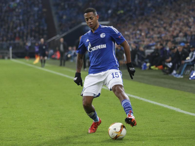 Dennis Aogo wird Schalke 04 im letzten Hinrundenspiel gegen Hoffenheim wohl verletzungsbedingt fehlen