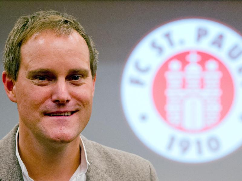 Oke Göttlich, Präsident des FC St. Pauli, kritisiert die mögliche Reform zur Neuverteilung der TV-Gelder