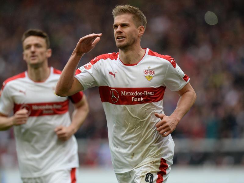 Zweitliga-Torschützenkönig Simon Terodde bleibt dem VfB Stuttgart treu