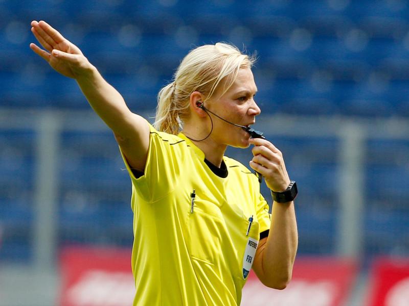 Schiedsrichterin Bibiana Steinhaus darf das Champions-League-Finale der Frauen leiten
