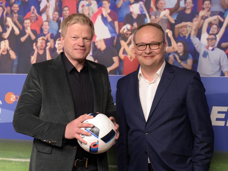 Werden die WM 2018 von Baden-Baden aus moderieren: Oliver Kahn und Oliver Welke