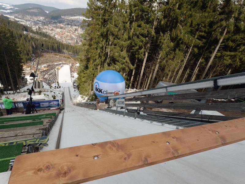 Blick von der Hochfirstschanze in Titisee-Neustadt in das Tal Blick von der Hochfirstschanze in Titisee-Neustadt in das Tal