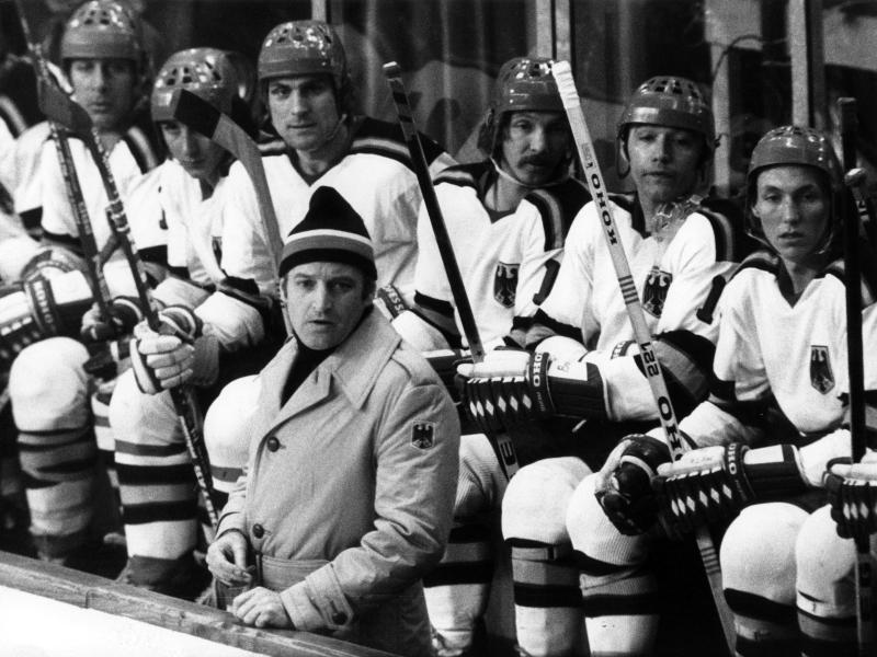 1976 holte das deutsche Eishockey-Team unerwartet Bronze 1976 holte das deutsche Eishockey-Team unerwartet Bronze