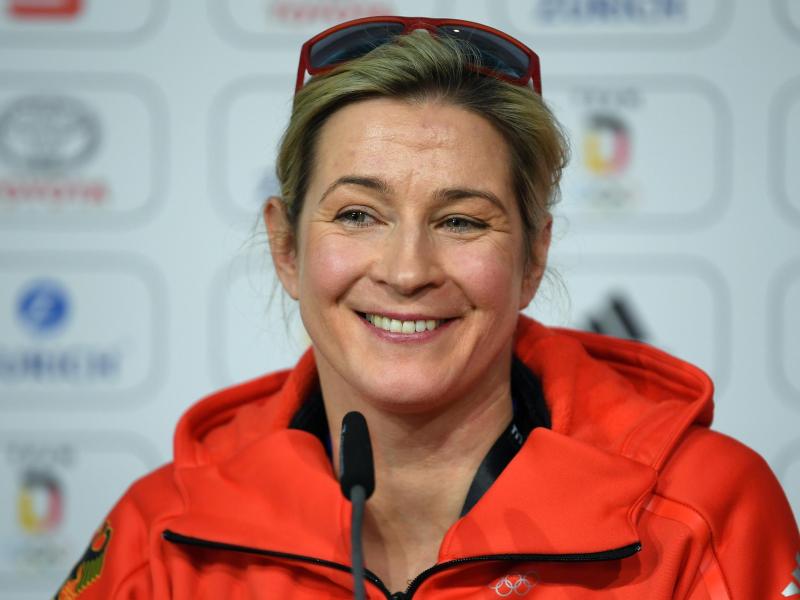 Claudia Pechstein kann sich in Amsterdam als älteste Teilnehmerin der WM-Geschichte feiern lassen Claudia Pechstein kann sich in Amsterdam als älteste Teilnehmerin der WM-Geschichte feiern lassen
