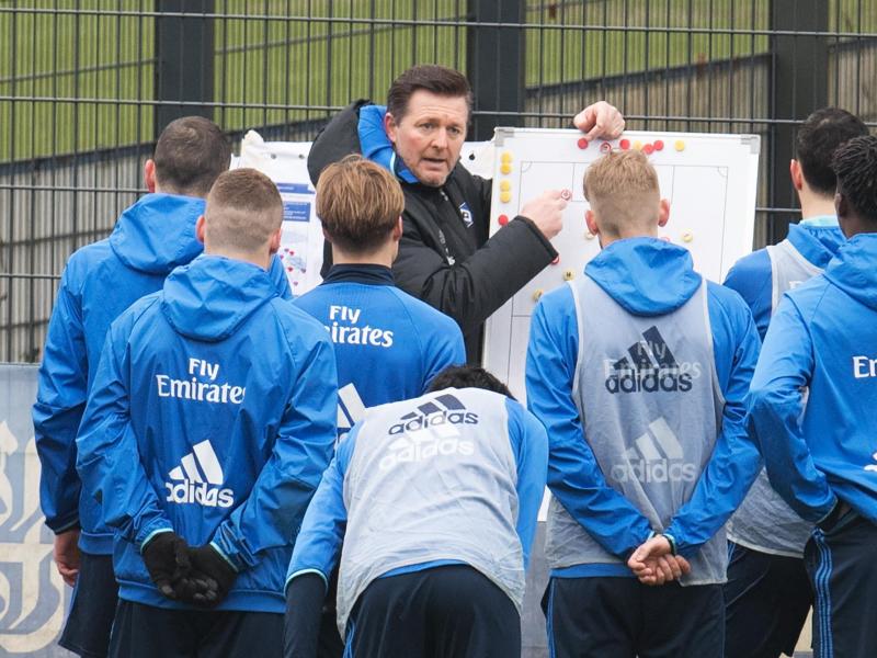 Trotz der langen Sieglos-Serie hat HSV-Coach Christian Titz positive Ansatzpunkte gefunden