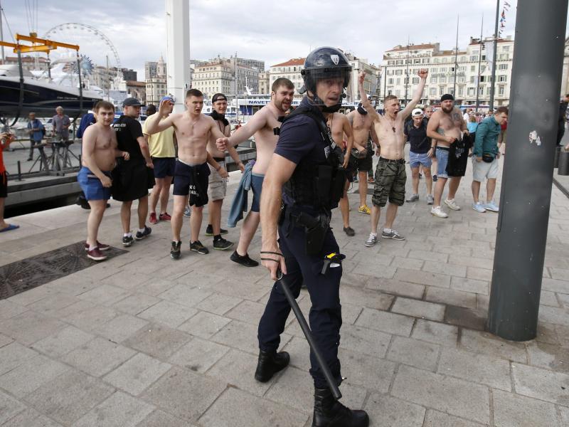 Russische Hooligans sorgten bei der EM 2016 für Ausschreitungen