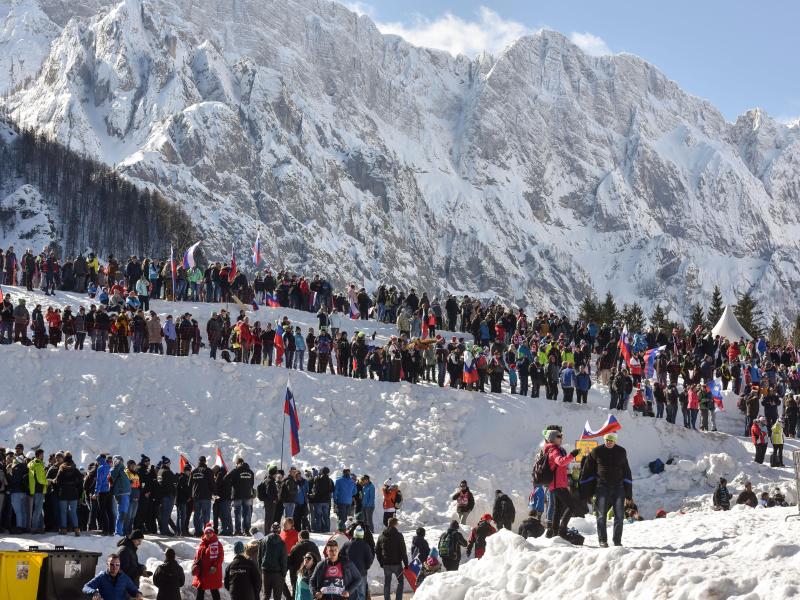 Die deutschen Adler greifen in Planica das Podest an. Foto: Nebojsa Tejic Die deutschen Adler greifen in Planica das Podest an. Foto: Nebojsa Tejic