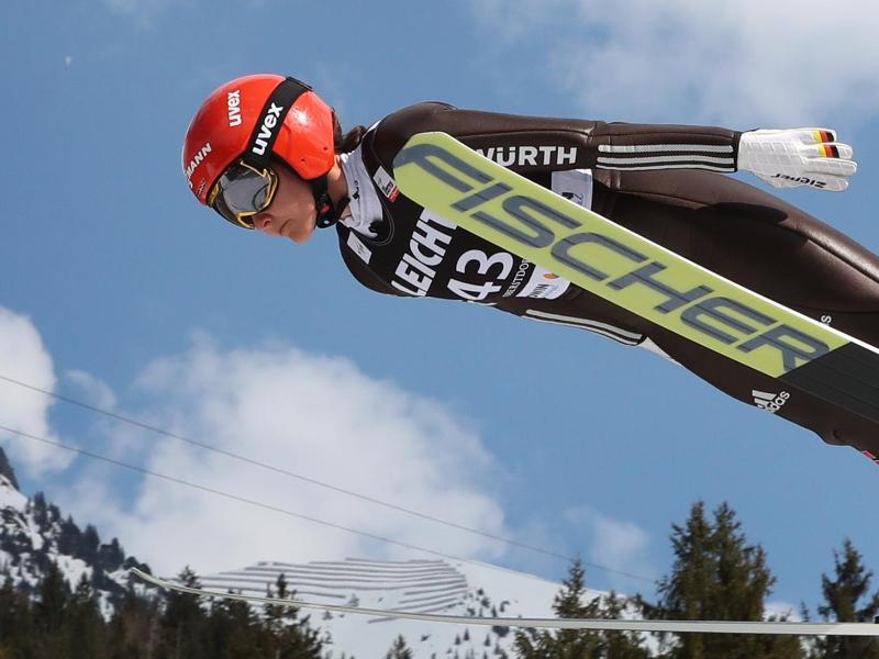 Kämpft um mehr Aufmerksamkeit für ihre Sportart: Skisprung-Weltmeisterin Carina Vogt Kämpft um mehr Aufmerksamkeit für ihre Sportart: Skisprung-Weltmeisterin Carina Vogt