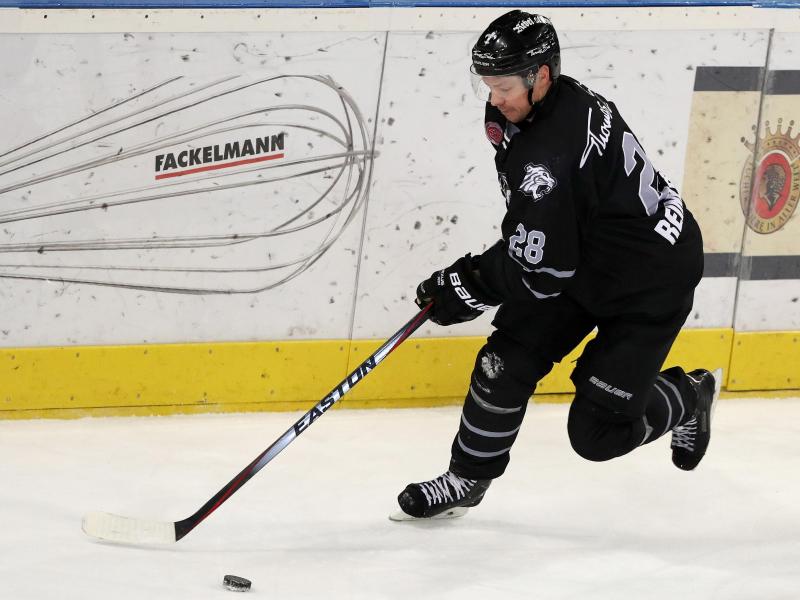 Steven Reinprecht von den Nürnberg Ice Tigers beendet seine Karriere Steven Reinprecht von den Nürnberg Ice Tigers beendet seine Karriere