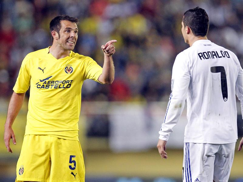 Carlos Marchena (l.) stand 2011 selbst gegen Cristiano Ronaldo auf dem Platz