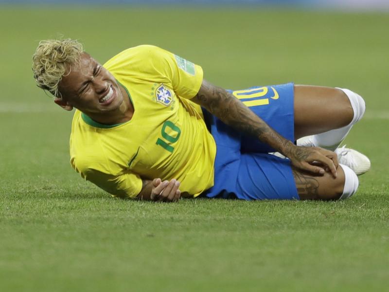 Neymar wurde zum WM-Auftakt einige Male rüde angegangen