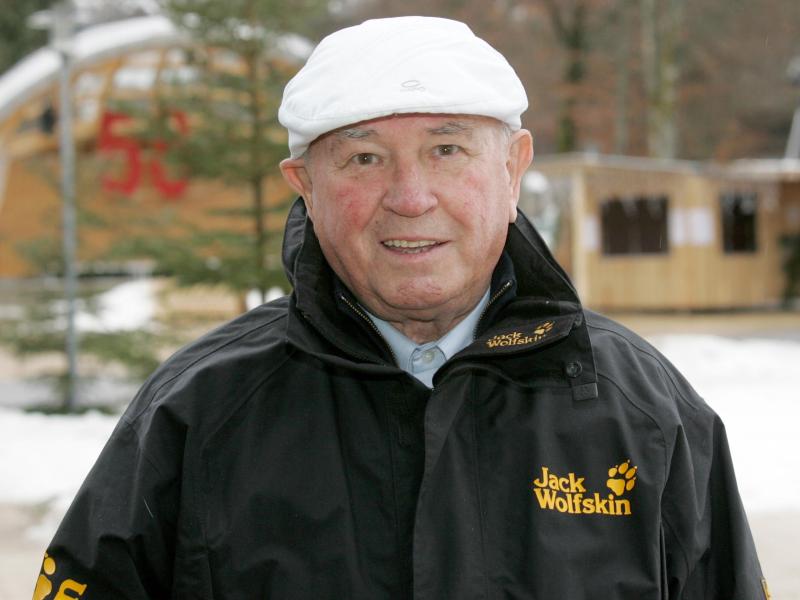Tournee-Ehrenpräsident Hans Ostler ist im Alter von 93 Jahren gestorben Tournee-Ehrenpräsident Hans Ostler ist im Alter von 93 Jahren gestorben