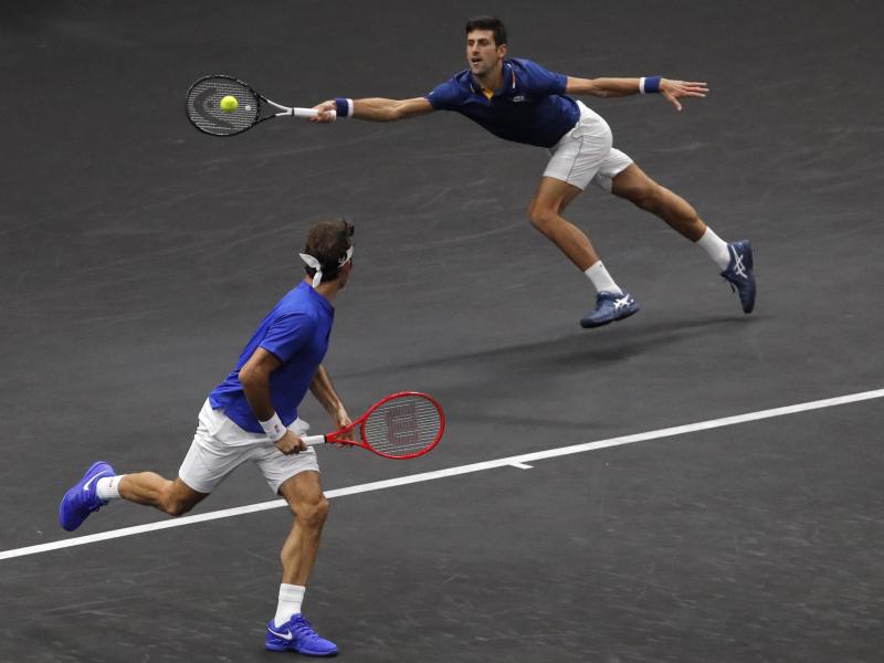 Das europäische Doppel mit Novak Djokovic und Roger Federer verlor das Doppel beim ersten Tag des Laver Cups Das europäische Doppel mit Novak Djokovic und Roger Federer verlor das Doppel beim ersten Tag des Laver Cups