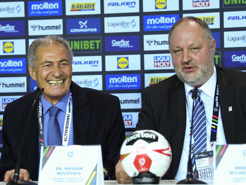IHF-Präsident Hassan Moustafa (l) und DHB-Präsident Andreas Michelmann IHF-Präsident Hassan Moustafa (l) und DHB-Präsident Andreas Michelmann