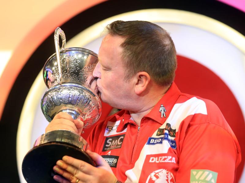 Darts-Profi Glen Durrant ist zum dritten Mal Darts-Weltmeister des Verbandes BDO Darts-Profi Glen Durrant ist zum dritten Mal Darts-Weltmeister des Verbandes BDO