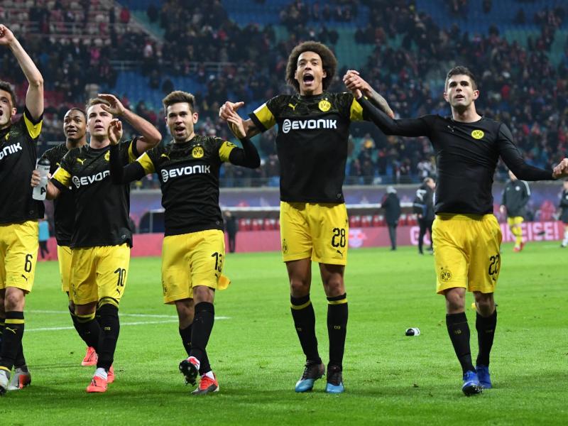 Borussia Dortmund hat den Vorsprung auf Bayern München wieder auf sechs Punkte ausgebaut