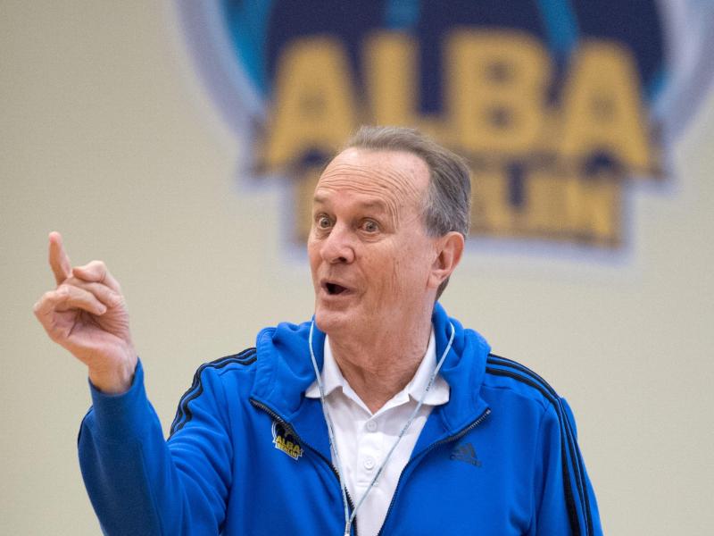 ALBA-Coach Aito Garcia Reneses trifft mit den Berlinern im Pokalfinale auf Brose Bamberg ALBA-Coach Aito Garcia Reneses trifft mit den Berlinern im Pokalfinale auf Brose Bamberg