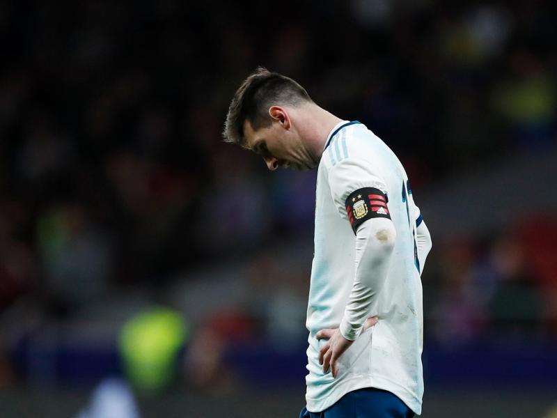 Lionel Messi hat sich bei der Niederlage gegen Venezuela verletzt