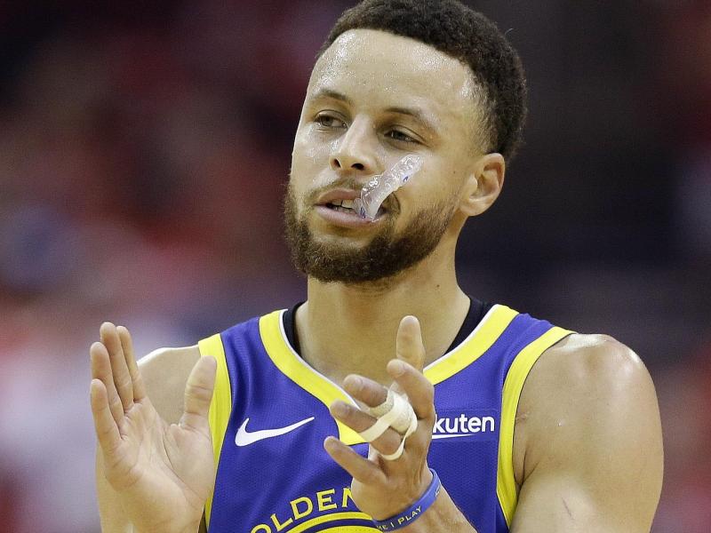 Stephen Curry war erneut der überragende Spieler der Golden State Warriors Stephen Curry war erneut der überragende Spieler der Golden State Warriors