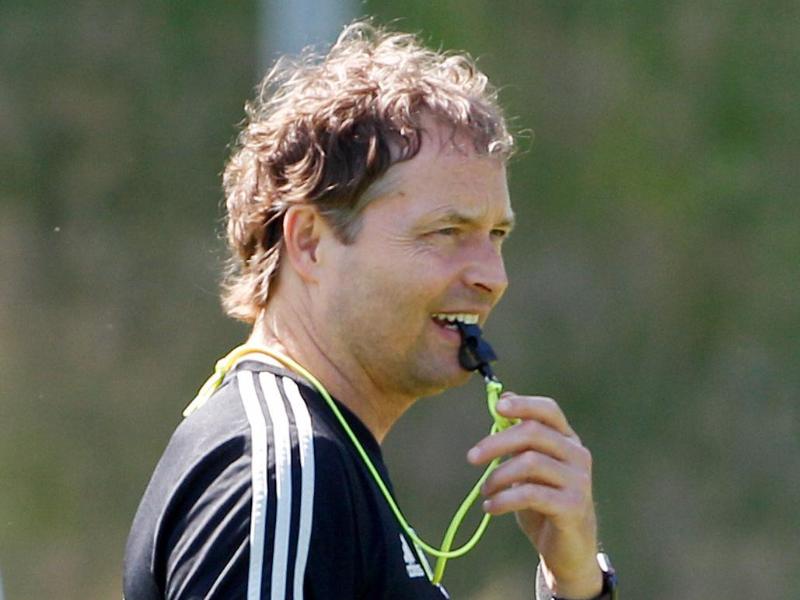 Co-Trainer Marcus Sorg hat nicht viel Zeit für die Vorbereitung auf das Spiel gegen Estland