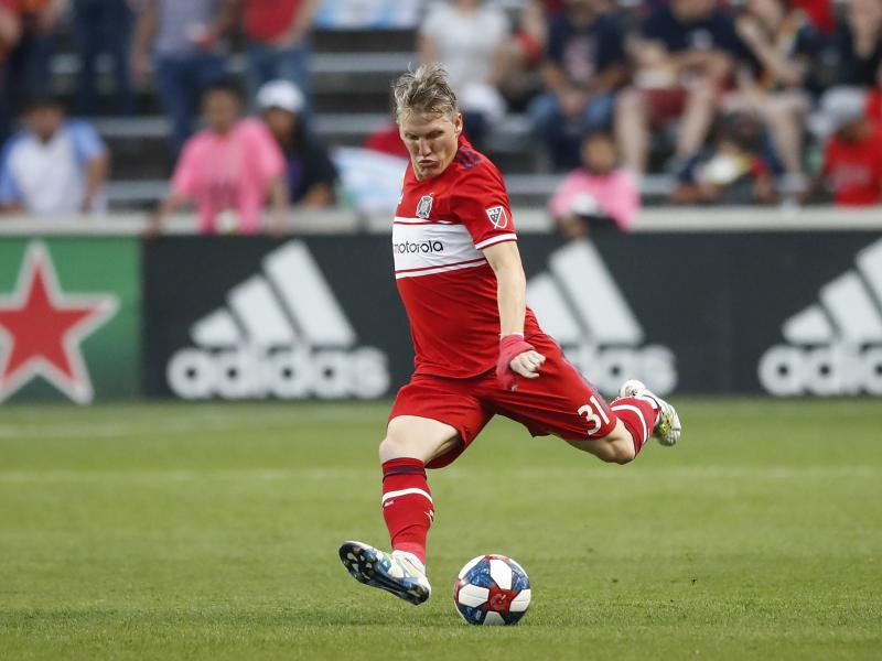 Bastian Schweinsteiger besiegte mit Chicago den aktuellen MLS-Meister. Foto: Kamil Krzaczynski/AP