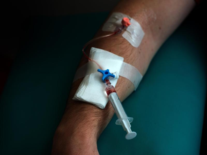 Im Rahmen der Operation Aderlass sollen mindestens 21 Sportler Eigenblut-Doping betrieben haben Im Rahmen der Operation Aderlass sollen mindestens 21 Sportler Eigenblut-Doping betrieben haben