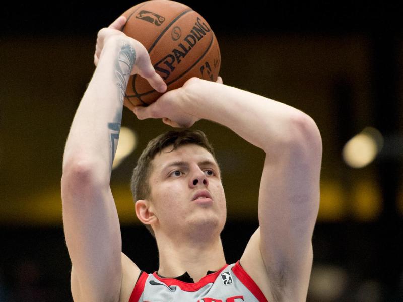 Isaiah Hartenstein fällt für die Summer League aus Isaiah Hartenstein fällt für die Summer League aus