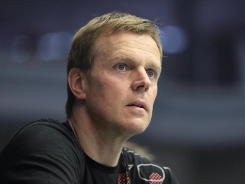 Martin Heuberger ist wieder im Handball aktiv Martin Heuberger ist wieder im Handball aktiv
