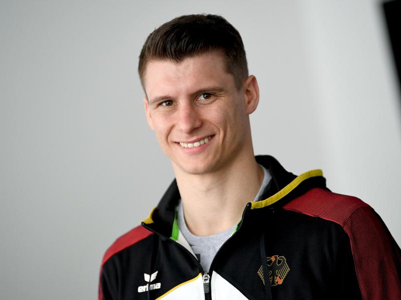Hatte sich im Trainingslager Kienbaum den Mittelhandknochen der rechten Hand gebrochen: Turner Lukas Dauser Hatte sich im Trainingslager Kienbaum den Mittelhandknochen der rechten Hand gebrochen: Turner Lukas Dauser