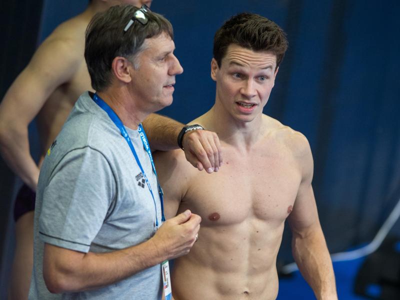 Rekordeuropameister Patrick Hausding (r.) und Wassersprung-Bundestrainer Lutz Buschkow Rekordeuropameister Patrick Hausding (r.) und Wassersprung-Bundestrainer Lutz Buschkow