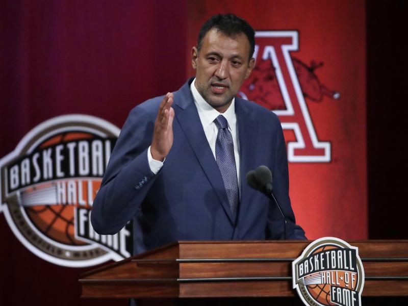 Geehrt: Ex-NBA-Star Vlade Divac Geehrt: Ex-NBA-Star Vlade Divac