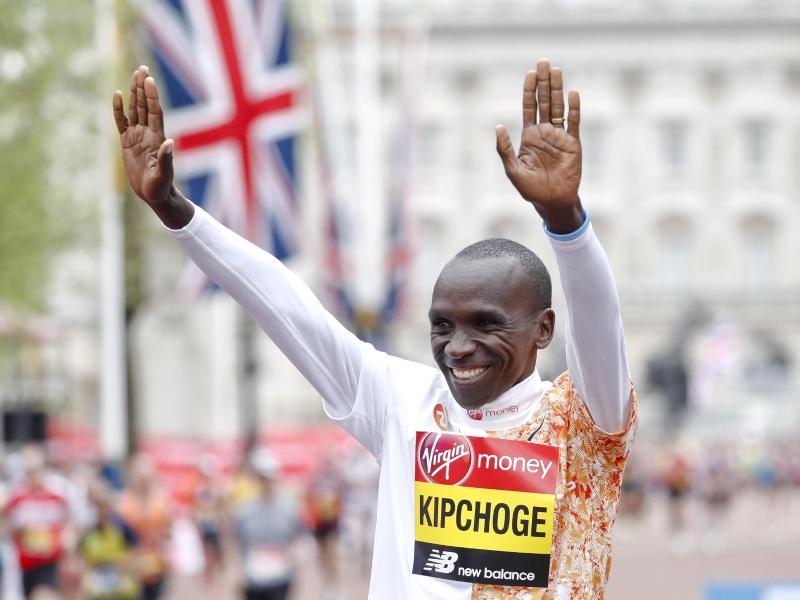 Hält den Weltrekord im Marathon: Eliud Kipchoge Hält den Weltrekord im Marathon: Eliud Kipchoge