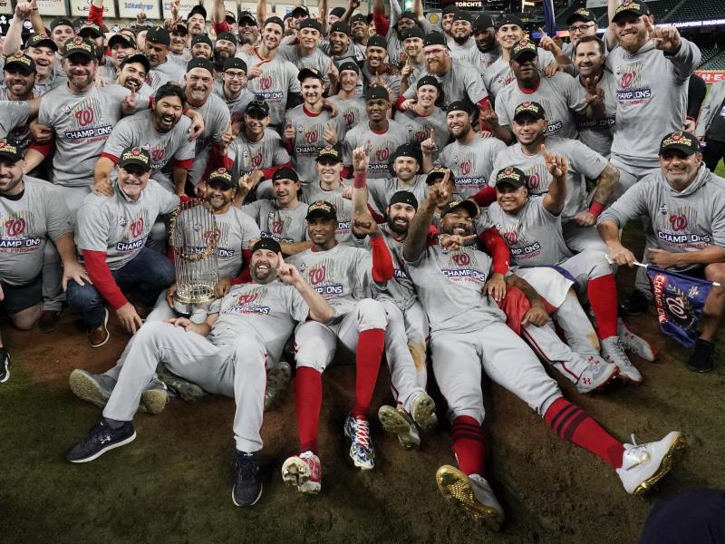 Die Washington Nationals haben zum ersten Mal in der Vereinsgeschichte die Meisterschaft in der nordamerikanischen Baseball-Liga MLB gewonnen Die Washington Nationals haben zum ersten Mal in der Vereinsgeschichte die Meisterschaft in der nordamerikanischen Baseball-Liga MLB gewonnen