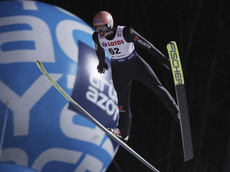 Deutscher Schlussspringer beim Teamwettbewerb in Wisla: Karl Geiger Deutscher Schlussspringer beim Teamwettbewerb in Wisla: Karl Geiger