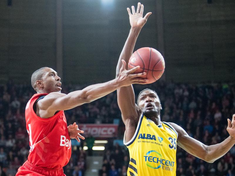 DeMarcus Nelson (l) verlässt die Bayern wieder DeMarcus Nelson (l) verlässt die Bayern wieder
