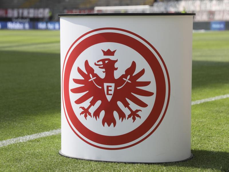 Eintracht Frankfurt baut sein Engagement im E-Sport aus Eintracht Frankfurt baut sein Engagement im E-Sport aus