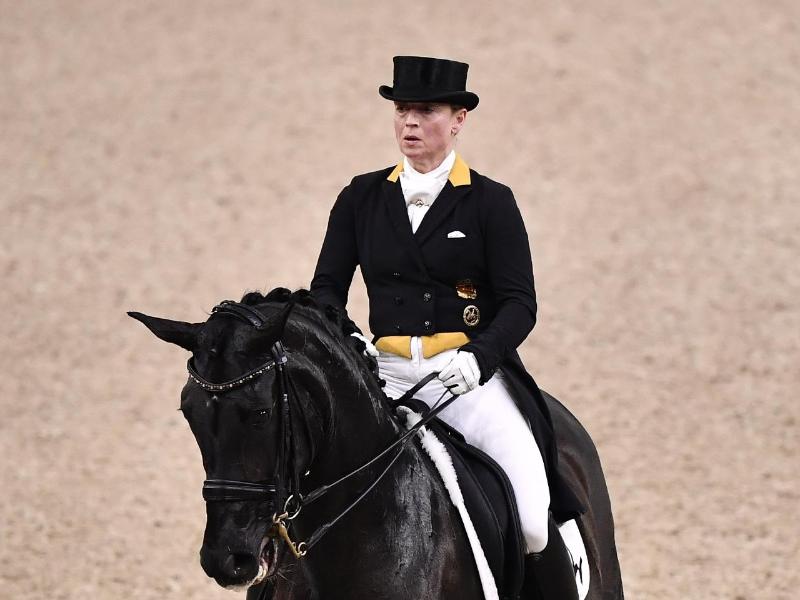 Isabell Werth hat auf Weihegold die Dressur-Quali in Amsterdam gewonnen Isabell Werth hat auf Weihegold die Dressur-Quali in Amsterdam gewonnen