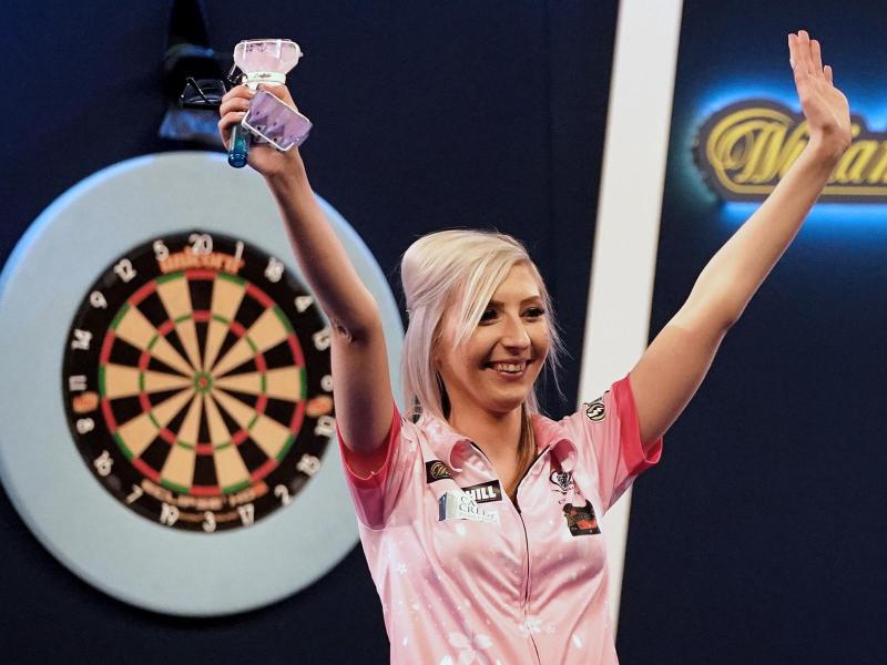 Wird in Nottingham als sogenannte Contenderin antreten: Fallon Sherrock Wird in Nottingham als sogenannte Contenderin antreten: Fallon Sherrock