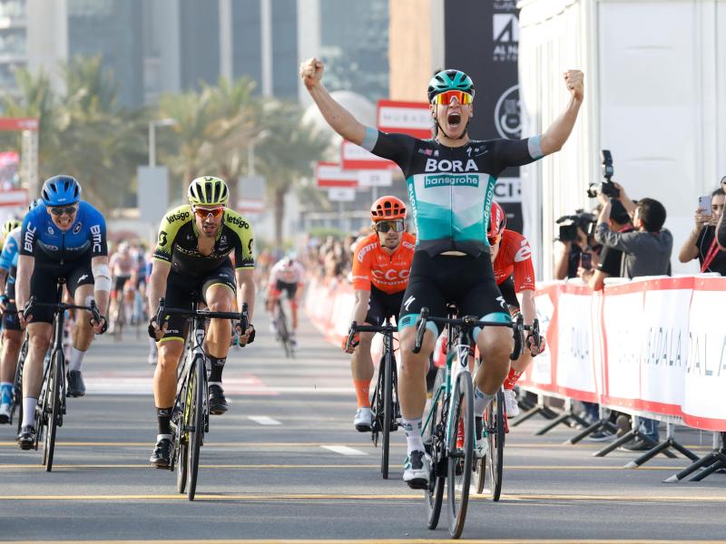 Sichert sich den Sieg bei der ersten Etappe der UAE-Tour: Pascal Ackermann Sichert sich den Sieg bei der ersten Etappe der UAE-Tour: Pascal Ackermann