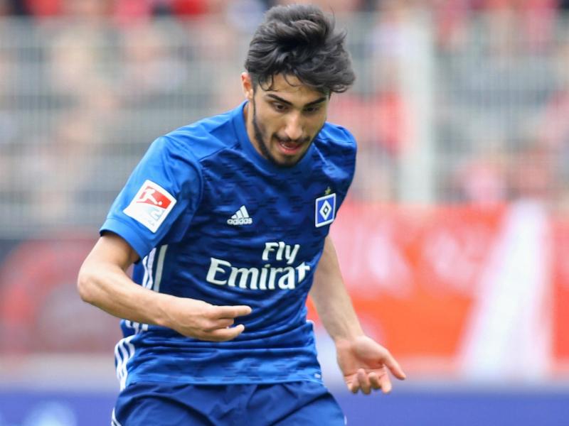 Berkay Özcan ist derzeit vom Hamburger SV an den türkischen Erstligisten Istanbul Basaksehir FK ausgeliehen Berkay Özcan ist derzeit vom Hamburger SV an den türkischen Erstligisten Istanbul Basaksehir FK ausgeliehen