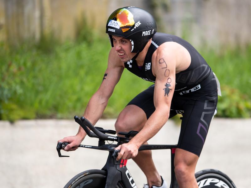 Triathlet Andreas Böcherer freut sich über die finanzielle Hilfe Triathlet Andreas Böcherer freut sich über die finanzielle Hilfe