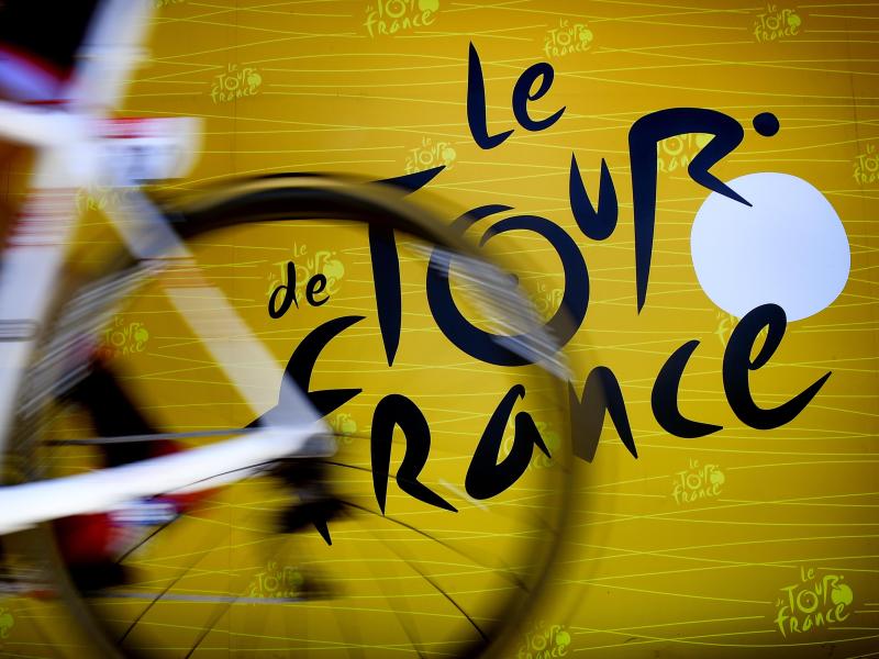 Die Tour de France könnte anders als geplant erst Mitte Juli starten Die Tour de France könnte anders als geplant erst Mitte Juli starten