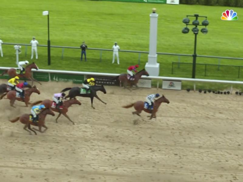 73er Champion Secretariat gewinnt auf dem Bildschirm 73er Champion Secretariat gewinnt auf dem Bildschirm